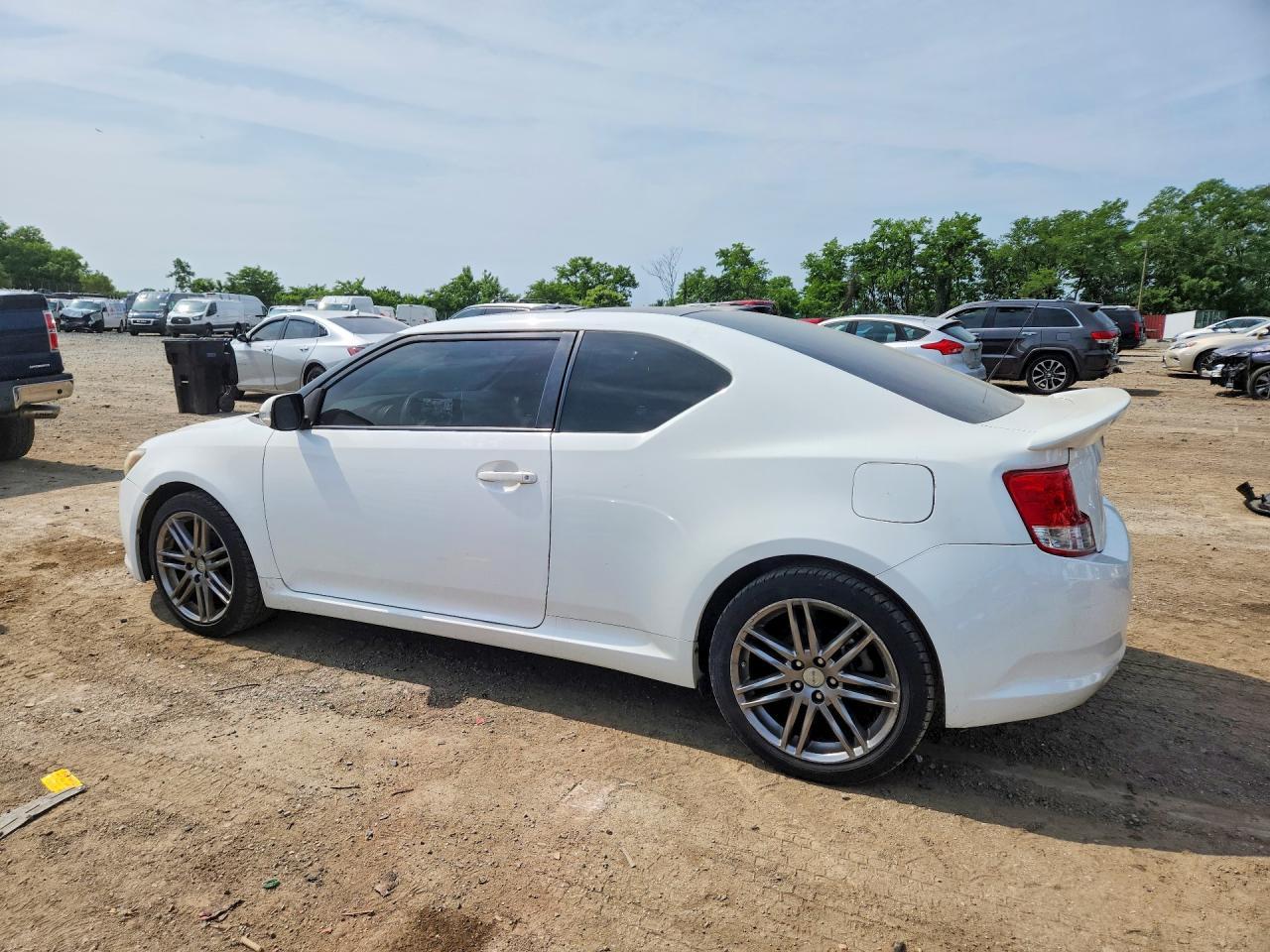2011 Scion Tc Base - Фото 2