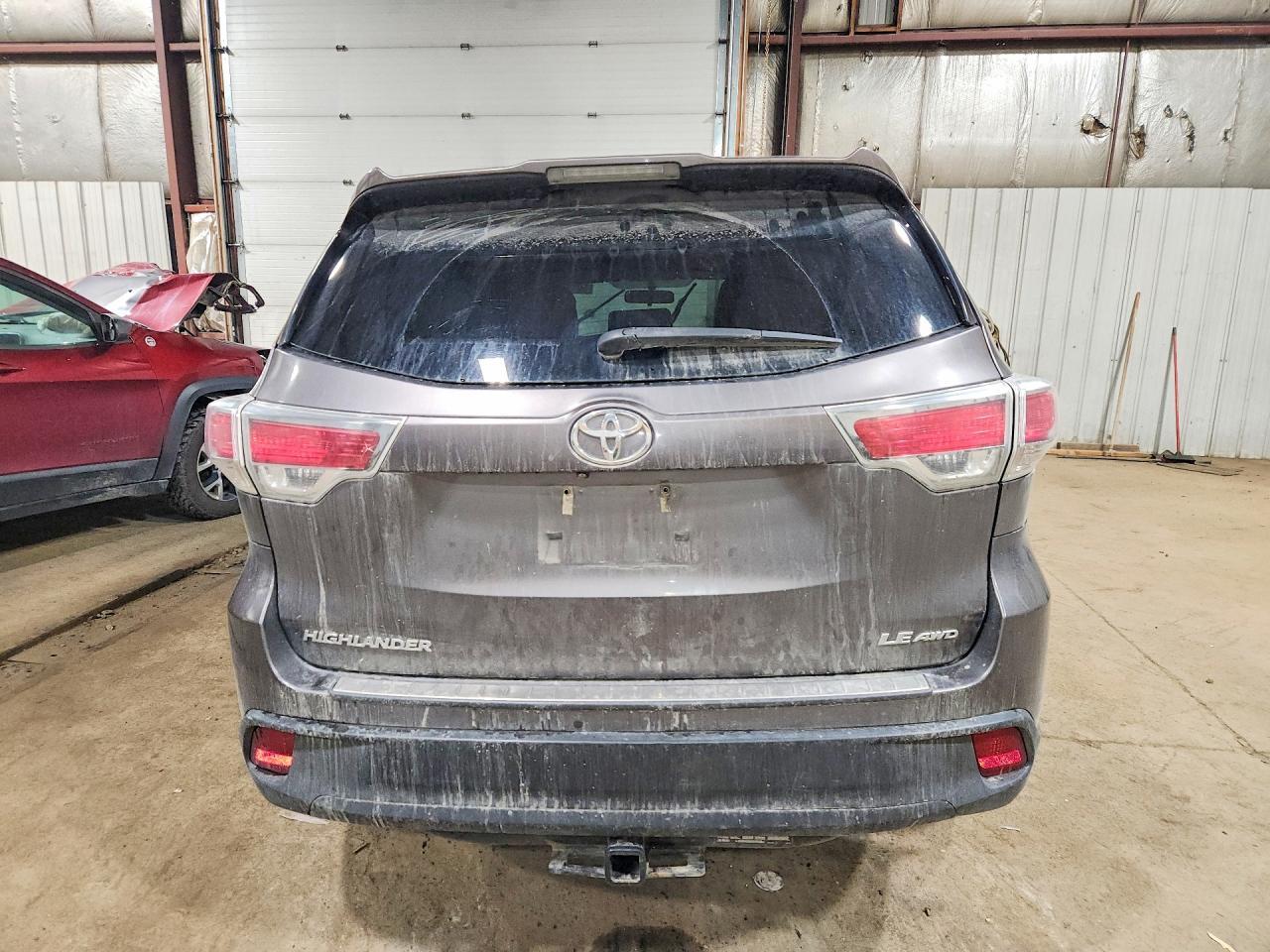 2014 Toyota Highlander Le - Фото 6