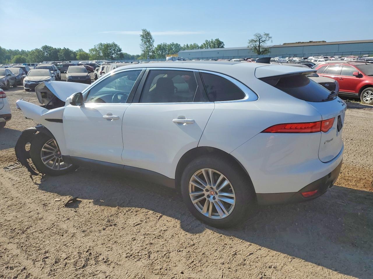 2020 Jaguar F-Pace Prestige - Фото 2