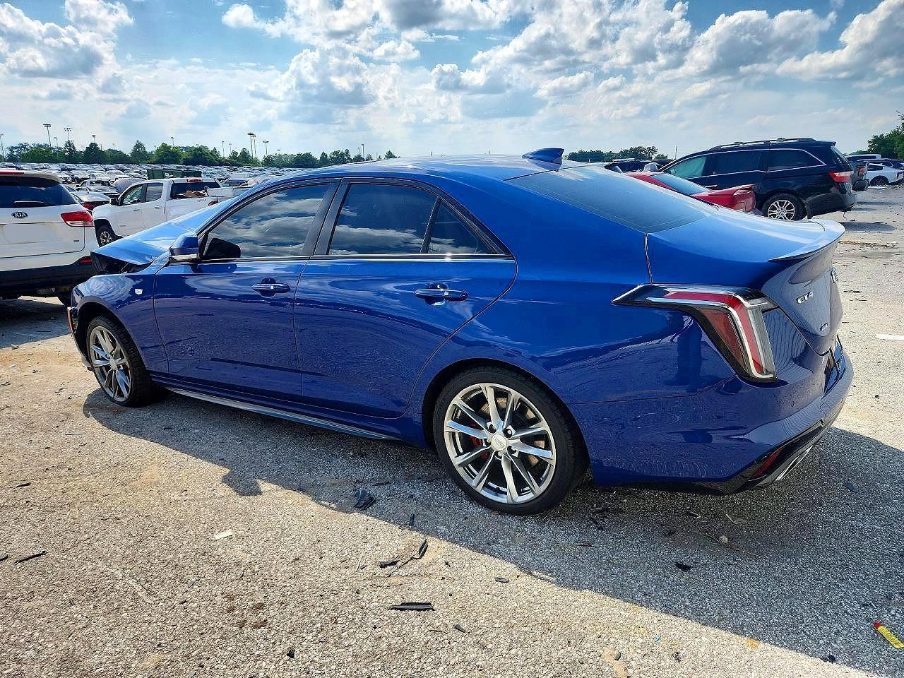 2021 Cadillac Ct4 Sport - Фото 2