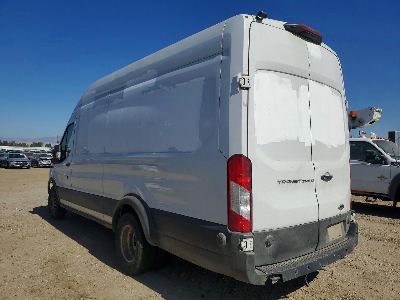 2021 Ford Transit 350 Hd Delivery Van - Фото 2