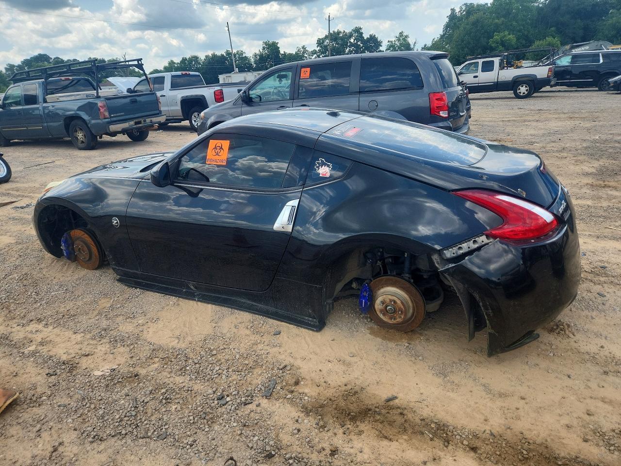 2015 Nissan 370Z Sport Tech - Фото 2