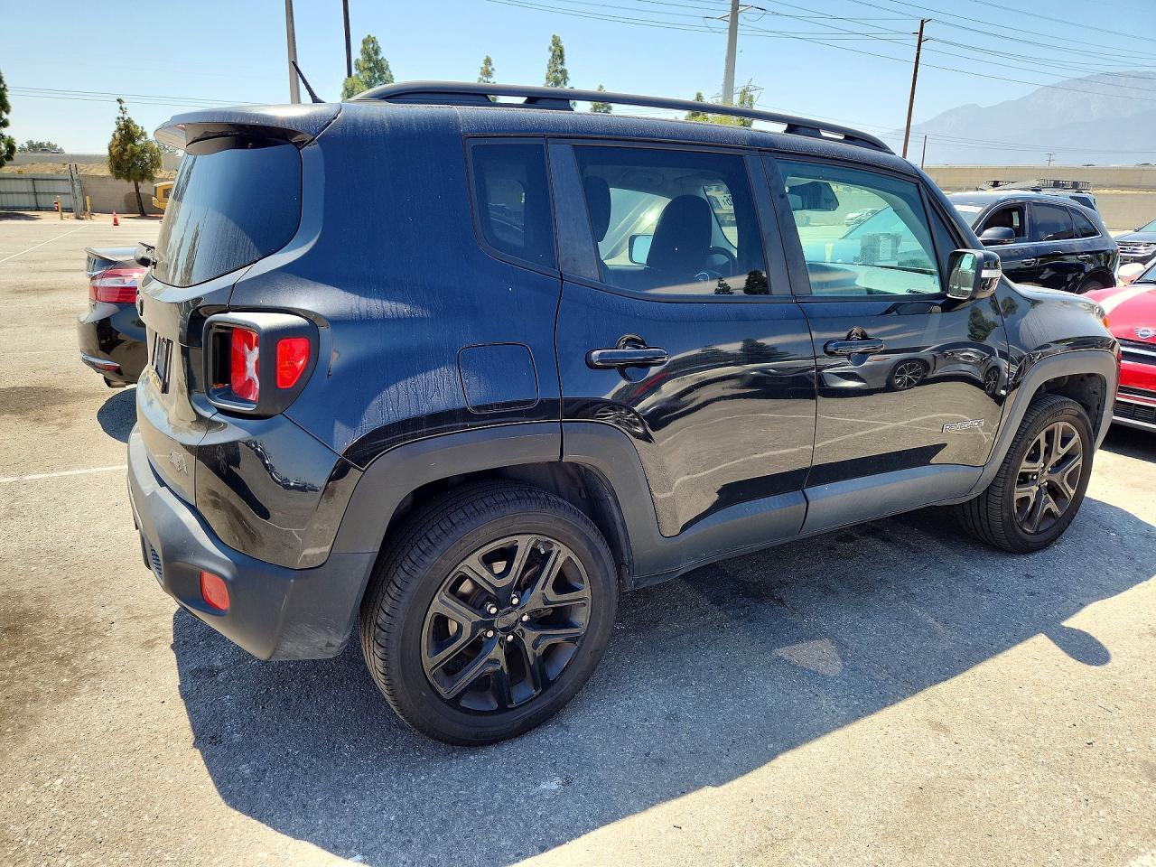 2016 Jeep Renegade Latitude - Фото 3
