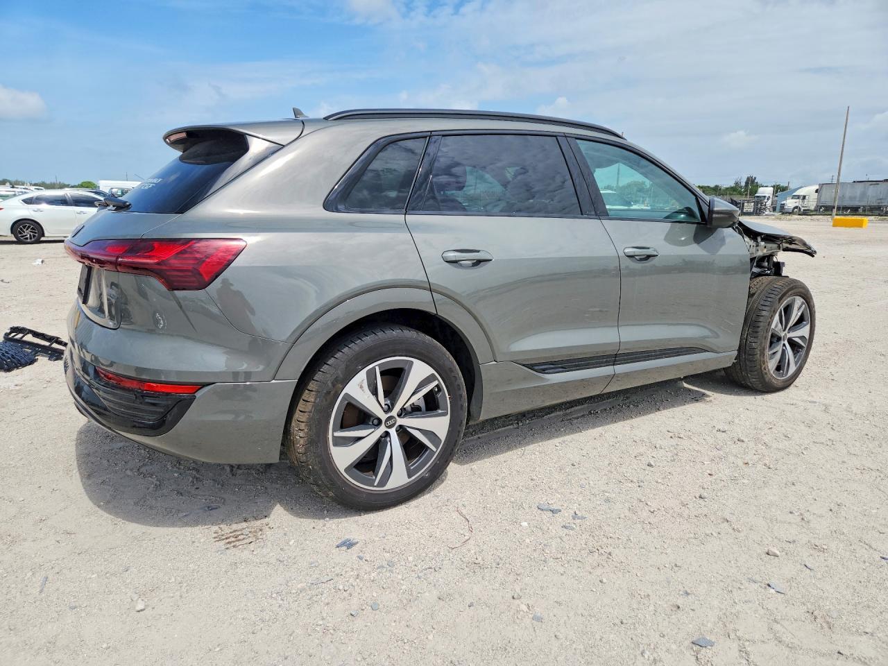 2024 Audi Q8 E-Tron Premium - Image 3