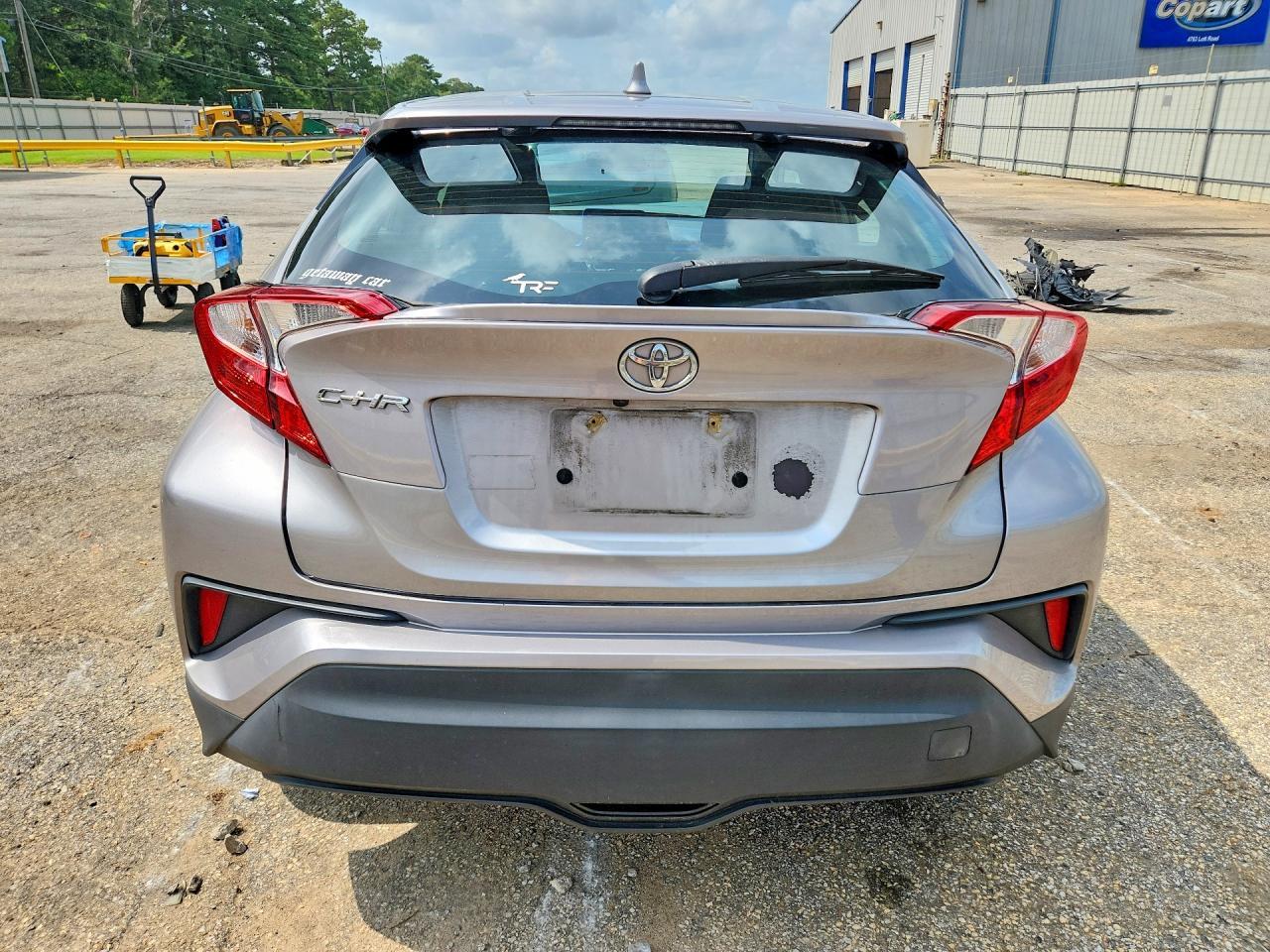 2020 Toyota C-Hr Xle - Фото 6
