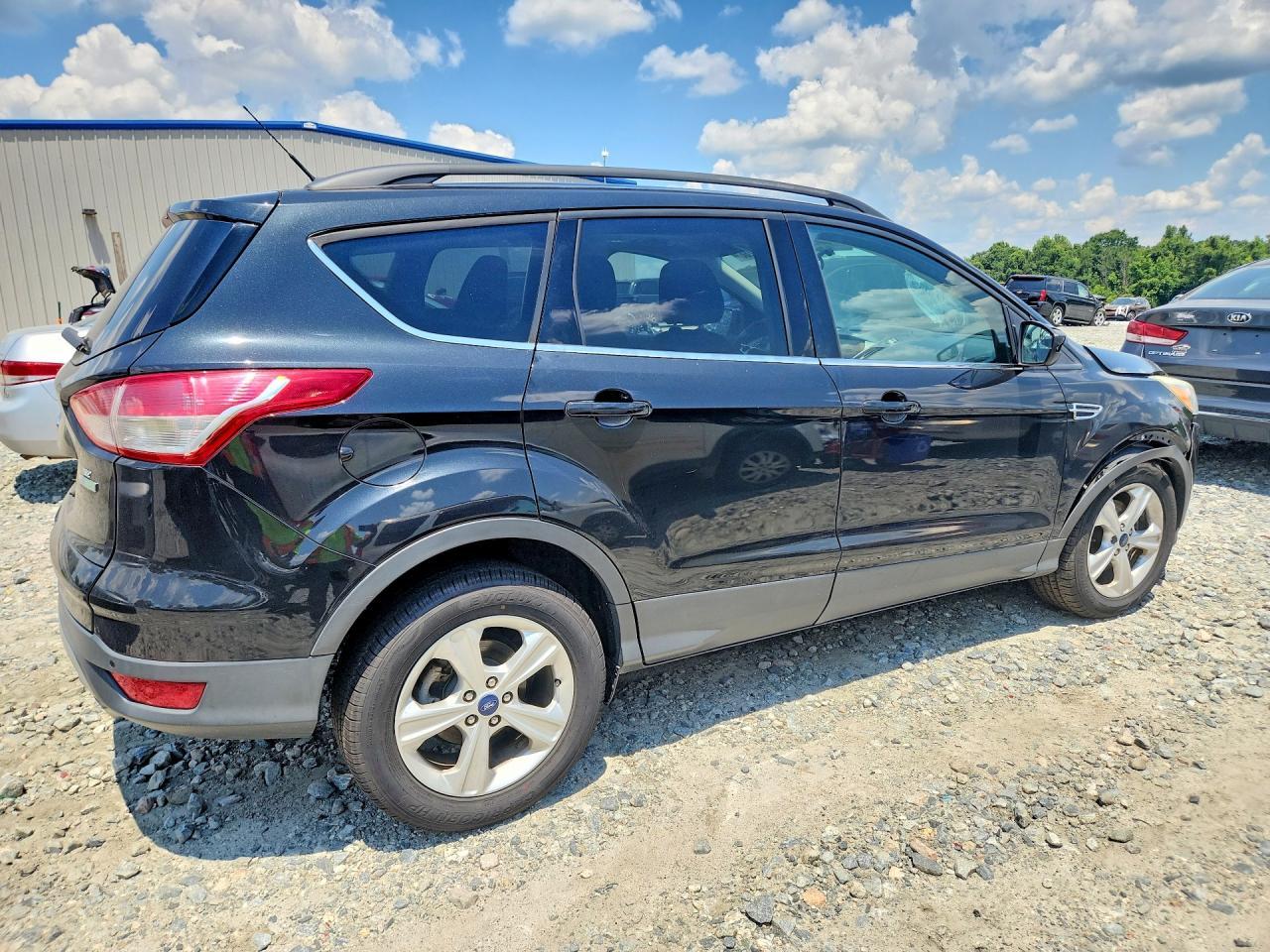 2014 Ford Escape Se - Image 3