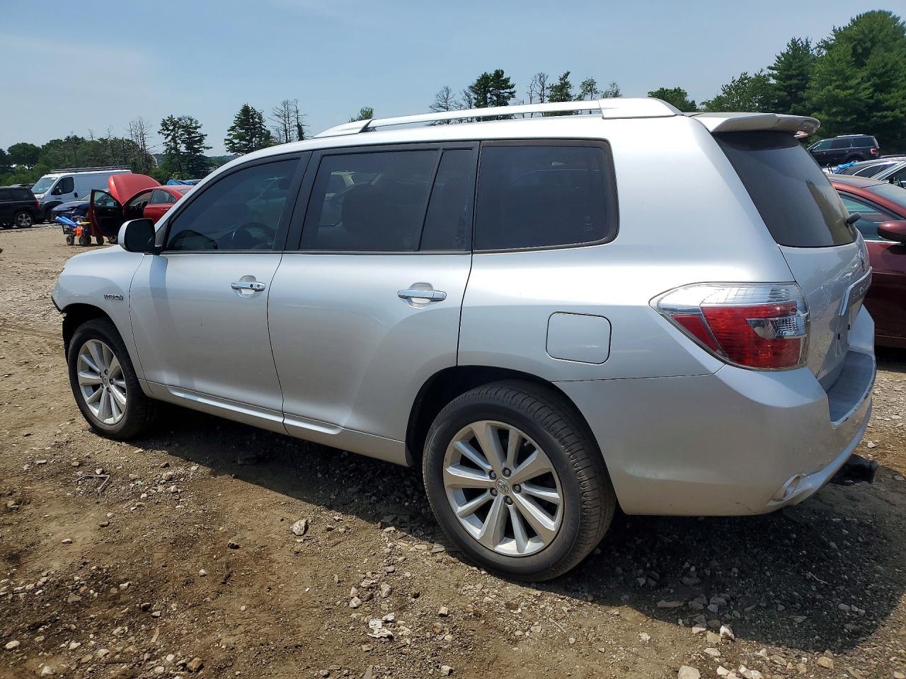 2010 Toyota Highlander Hybrid - Image 2