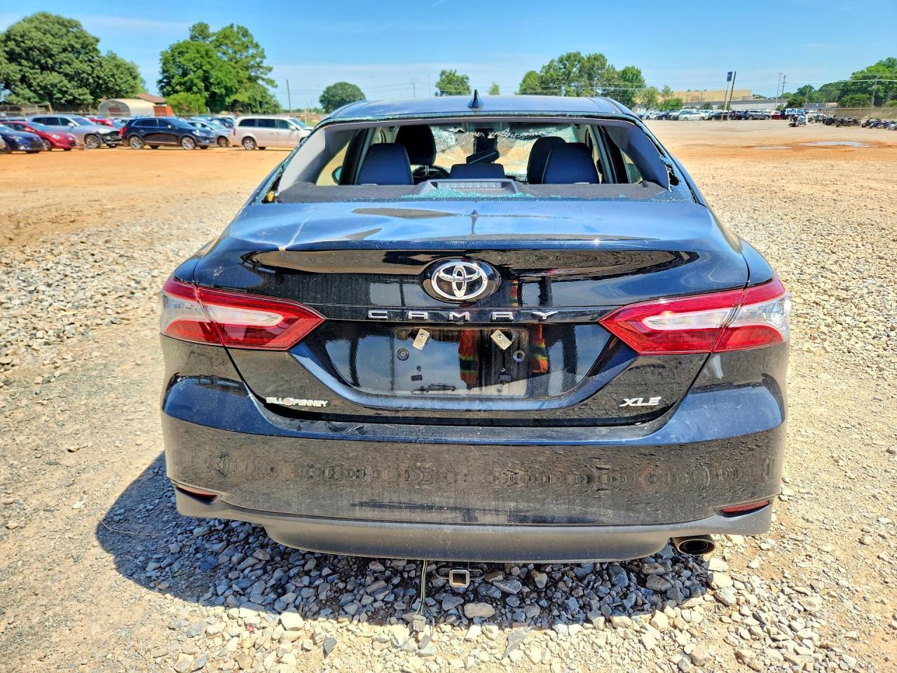 2020 Toyota Camry Xle - Фото 6