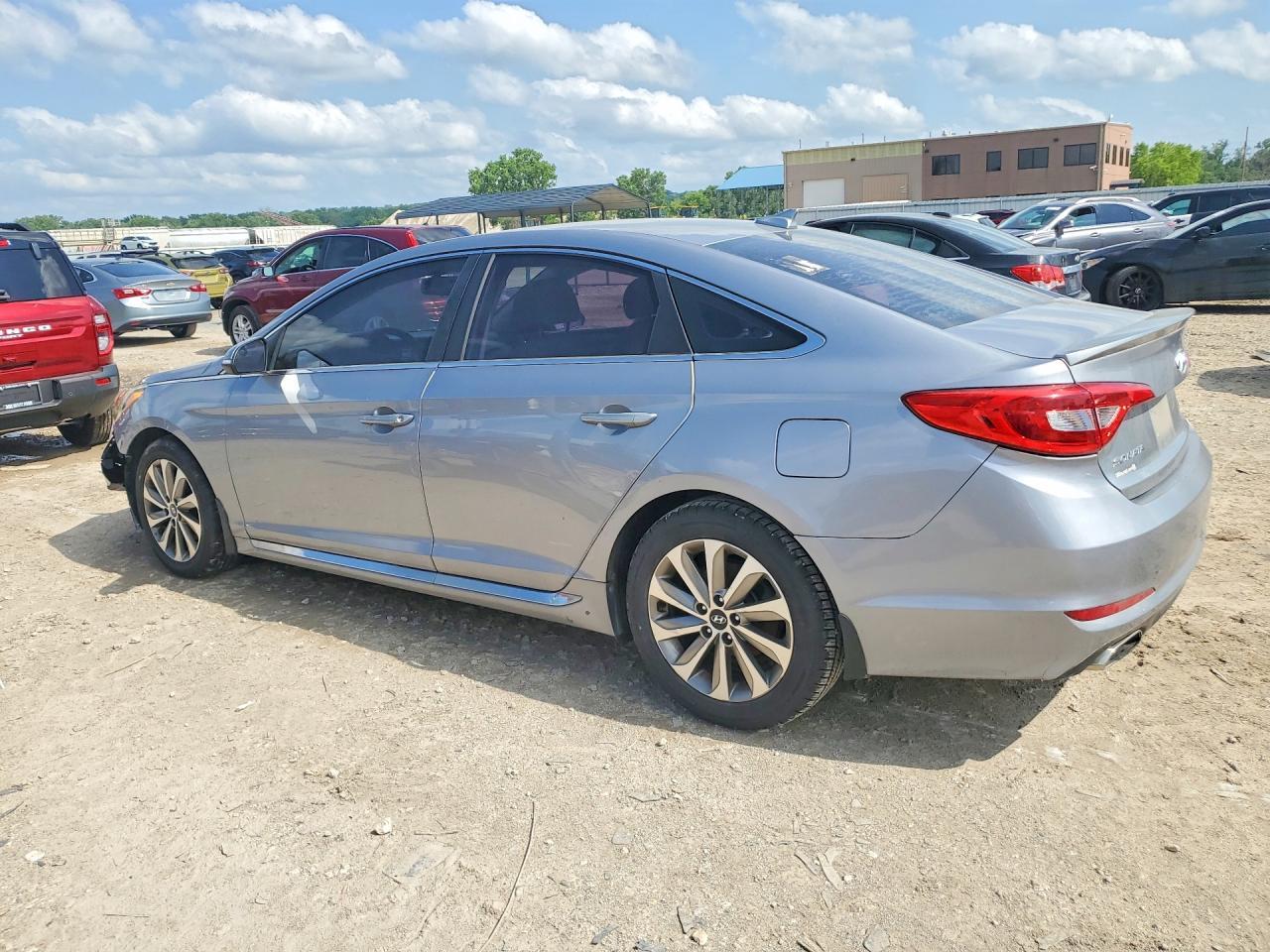 2015 Hyundai Sonata Sport - Фото 2