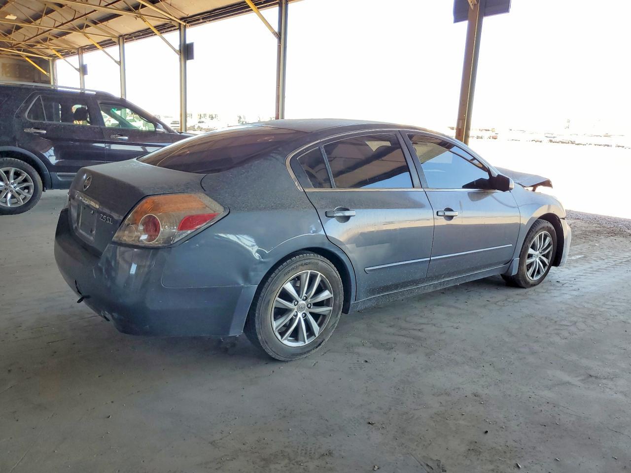 2010 Nissan Altima 2.5 - Image 3