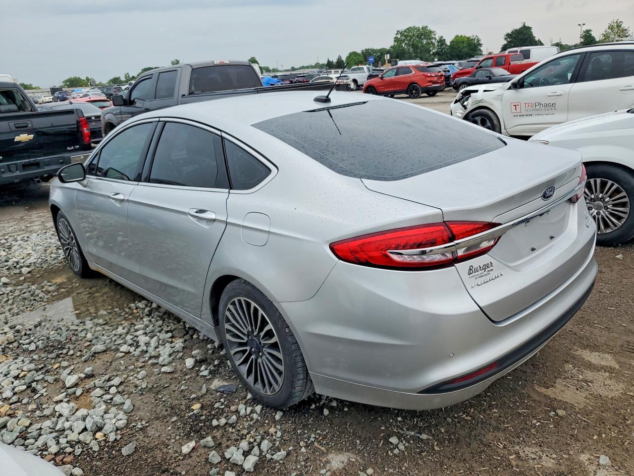 2017 Ford Fusion Se - Image 2
