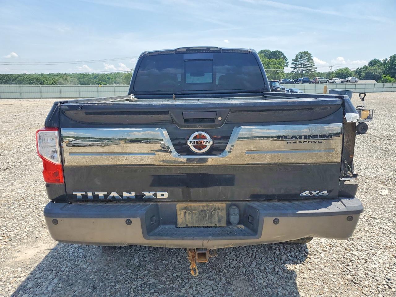 2016 Nissan Titan Xd S - Image 6