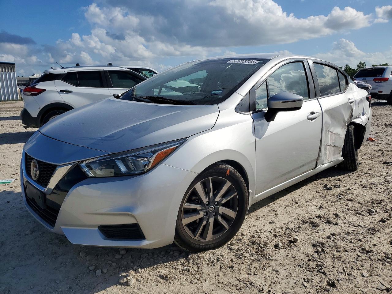 2020 Nissan Versa Sv