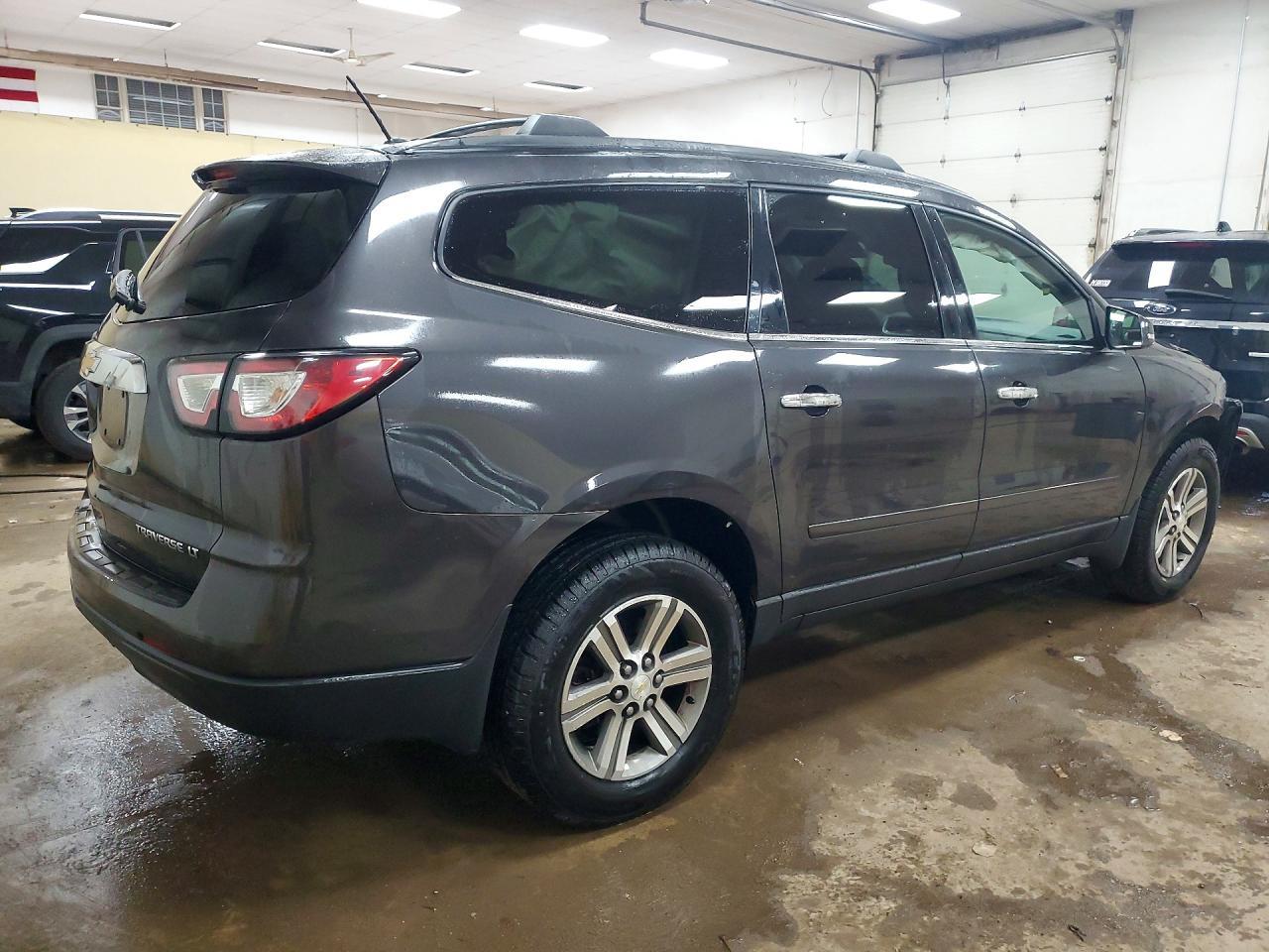 2015 Chevrolet Traverse Lt - Image 3