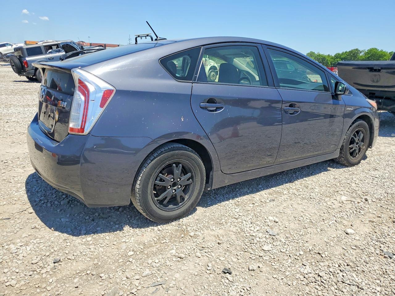2012 Toyota Prius Three - Фото 3