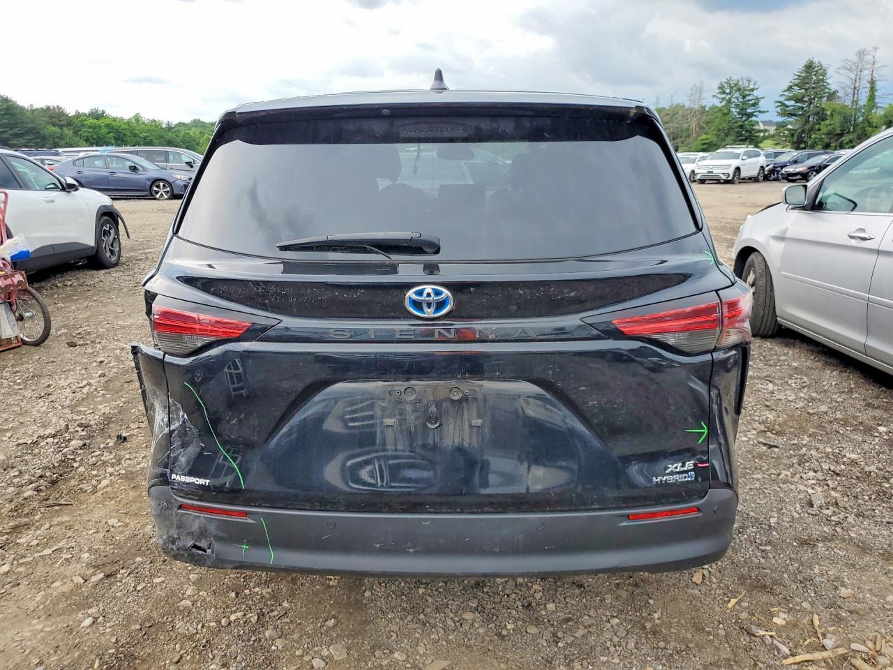 2022 Toyota Sienna Xle - Фото 6