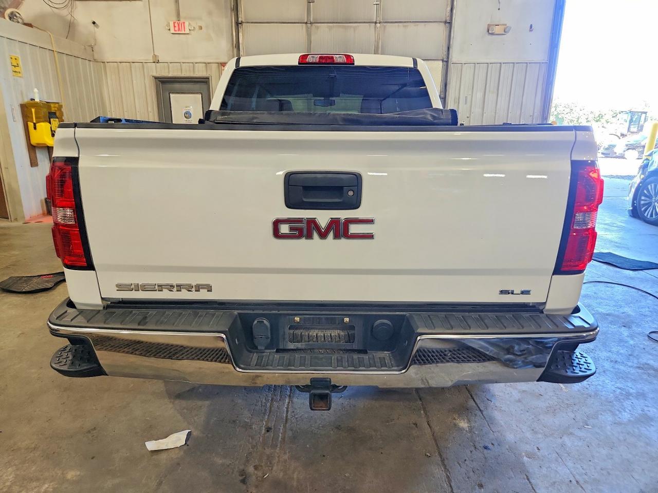 2015 GMC Sierra - Image 6