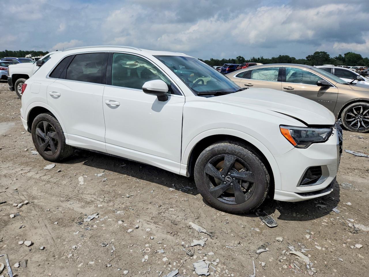 2021 Audi Q3 Premium 40 - Фото 4