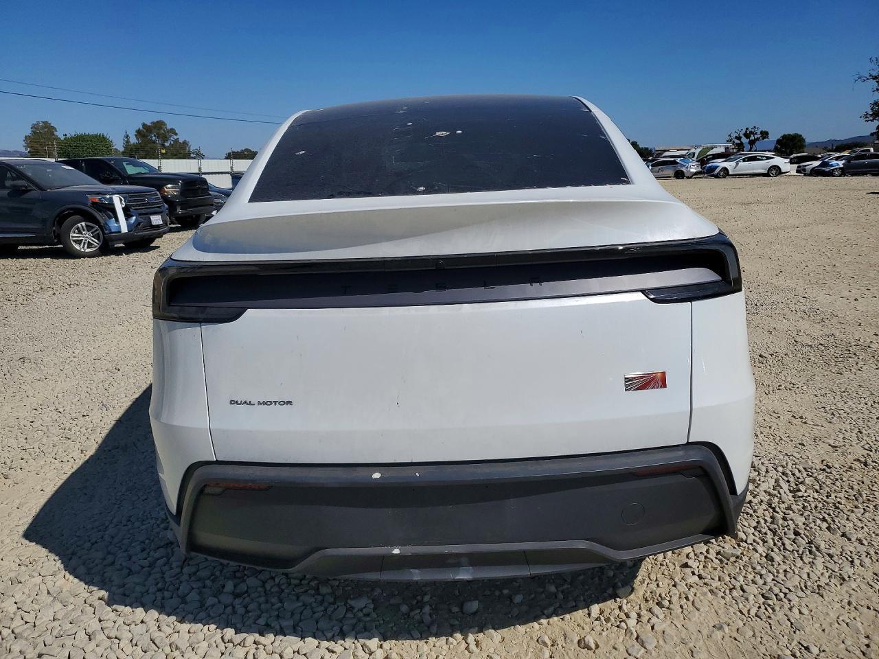 2026 Tesla Model Y - Image 6