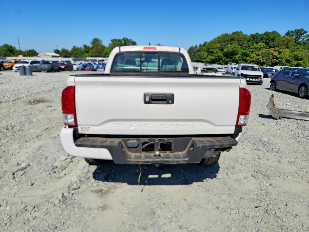 2016 Toyota Tacoma Sr - Фото 6
