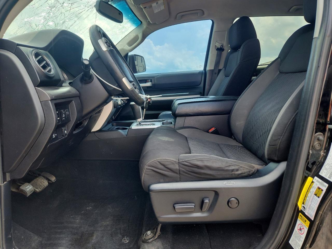 2016 Toyota Tundra Sr5 - Image 7