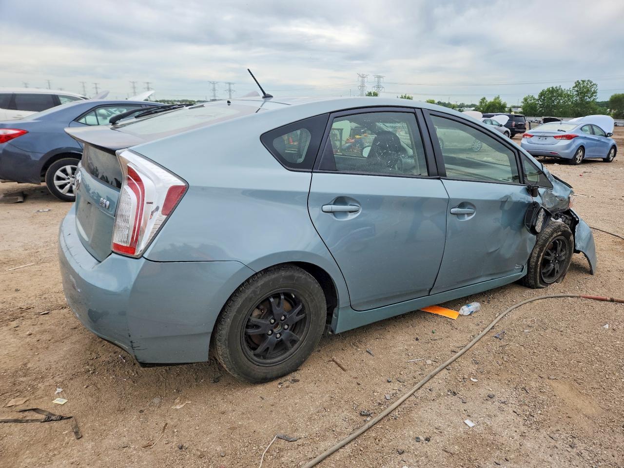 2014 Toyota Prius Two - Фото 3