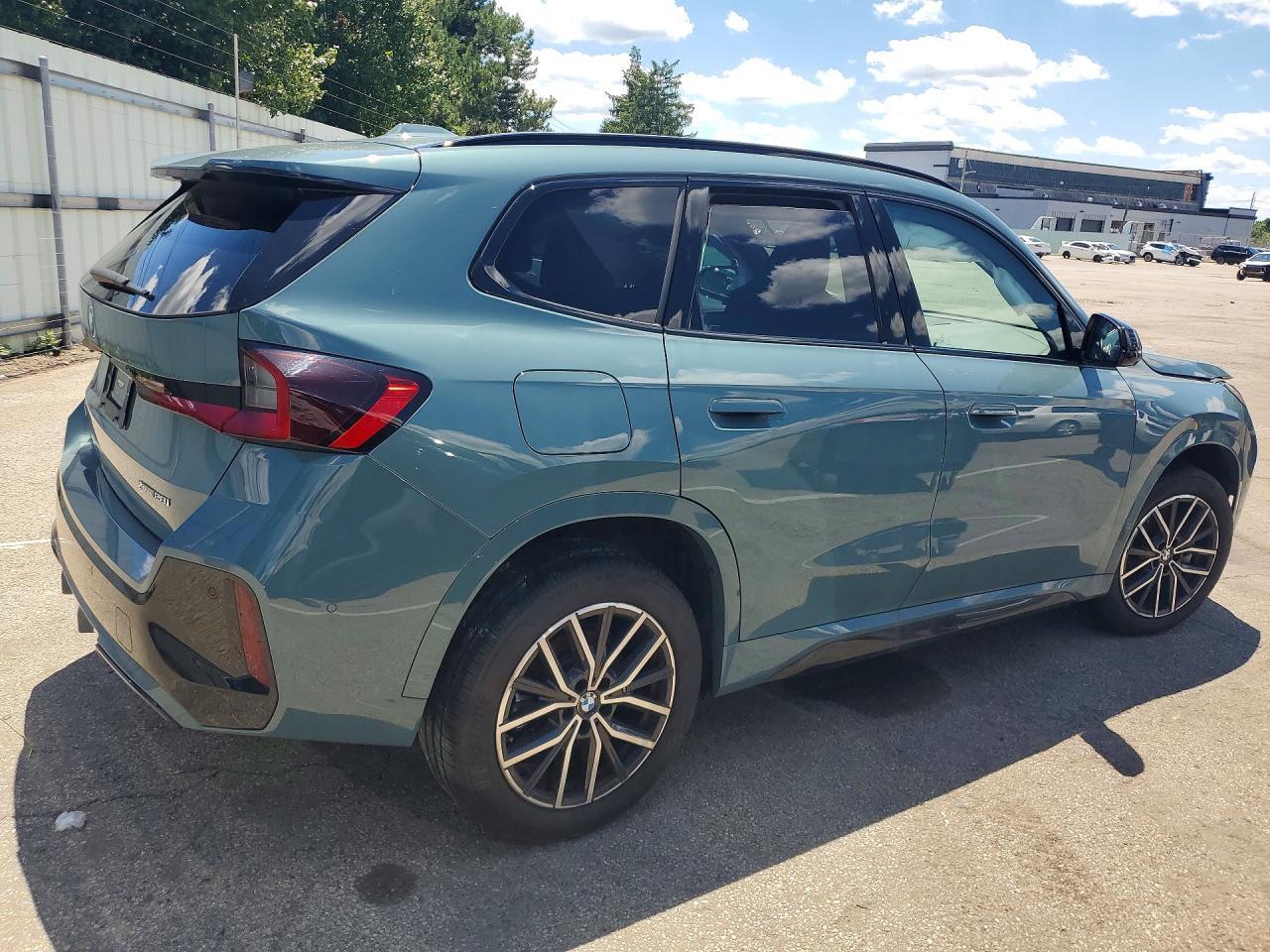 2023 BMW X1 xDrive28I - Image 3