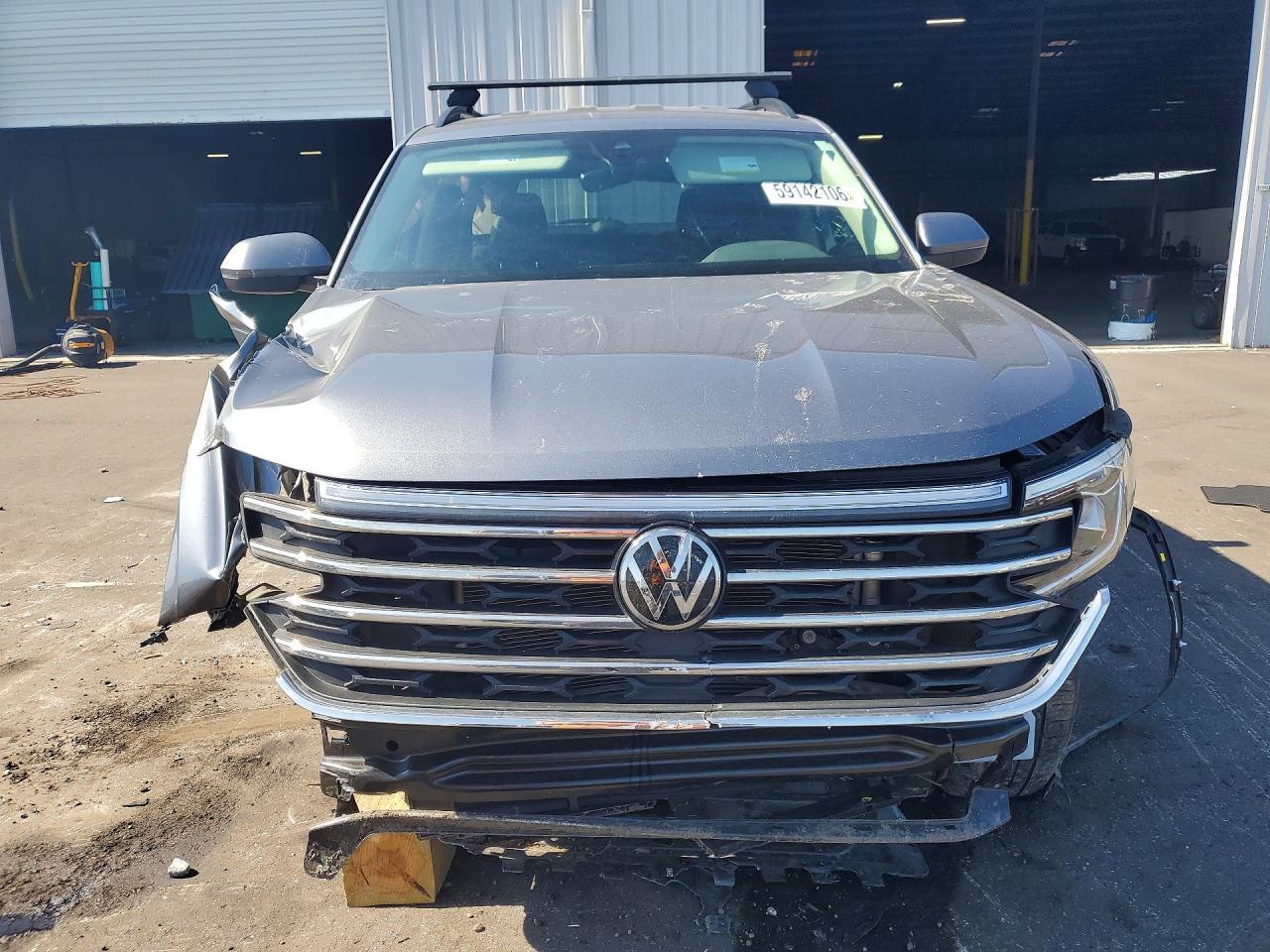 2024 Volkswagen Atlas Se - Image 5