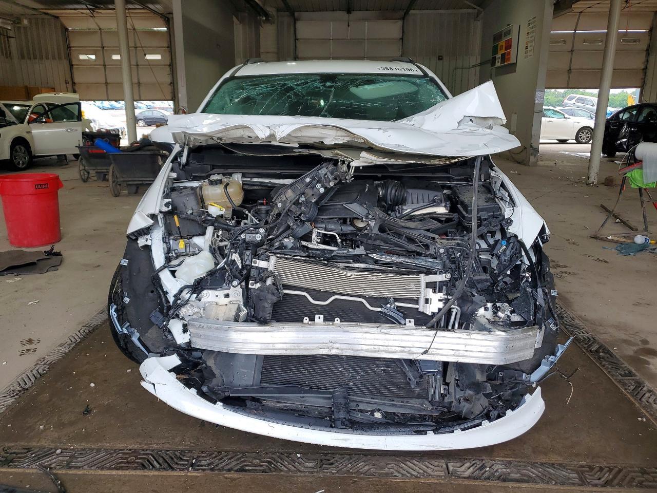 2020 Chrysler Voyager Lx - Фото 5