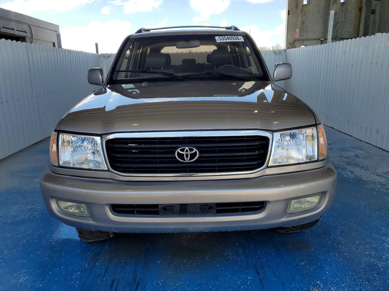 2001 Toyota Land Cruiser Base - Image 5