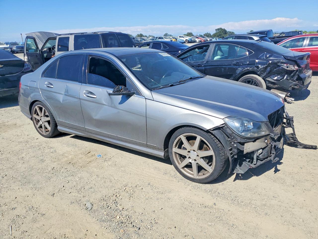 2013 Mercedes-Benz C 250 - Фото 4
