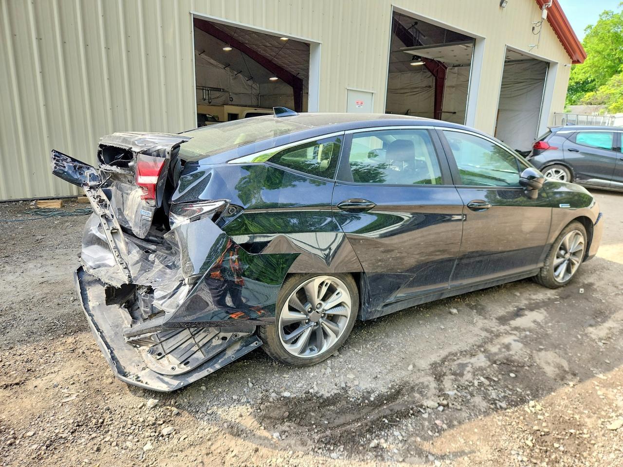 2019 Honda Clarity Touring - Image 3