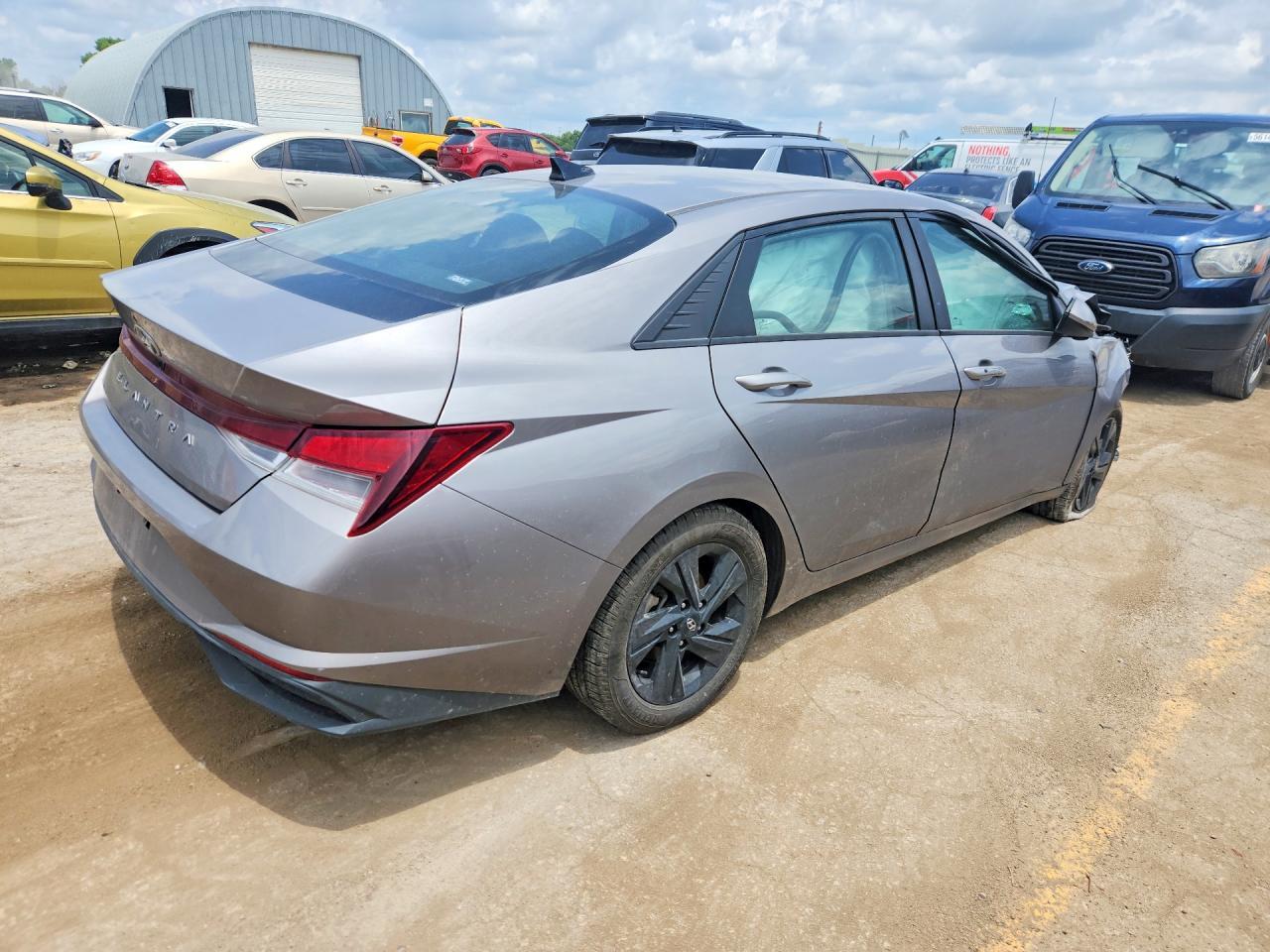 2021 Hyundai Elantra Sel - Image 3