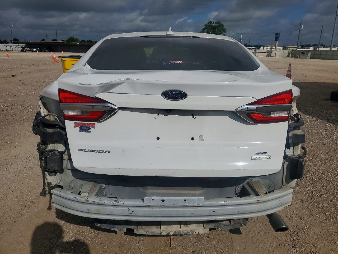 2019 Ford Fusion Se - Фото 6