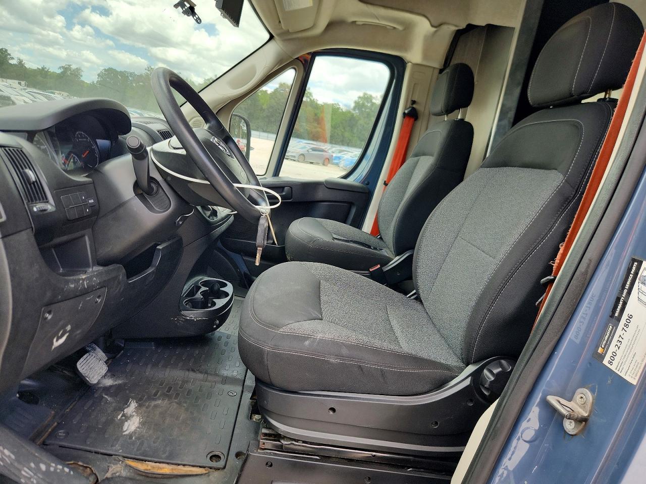 2020 Ram Promaster 3500 Delivery Van - Фото 7