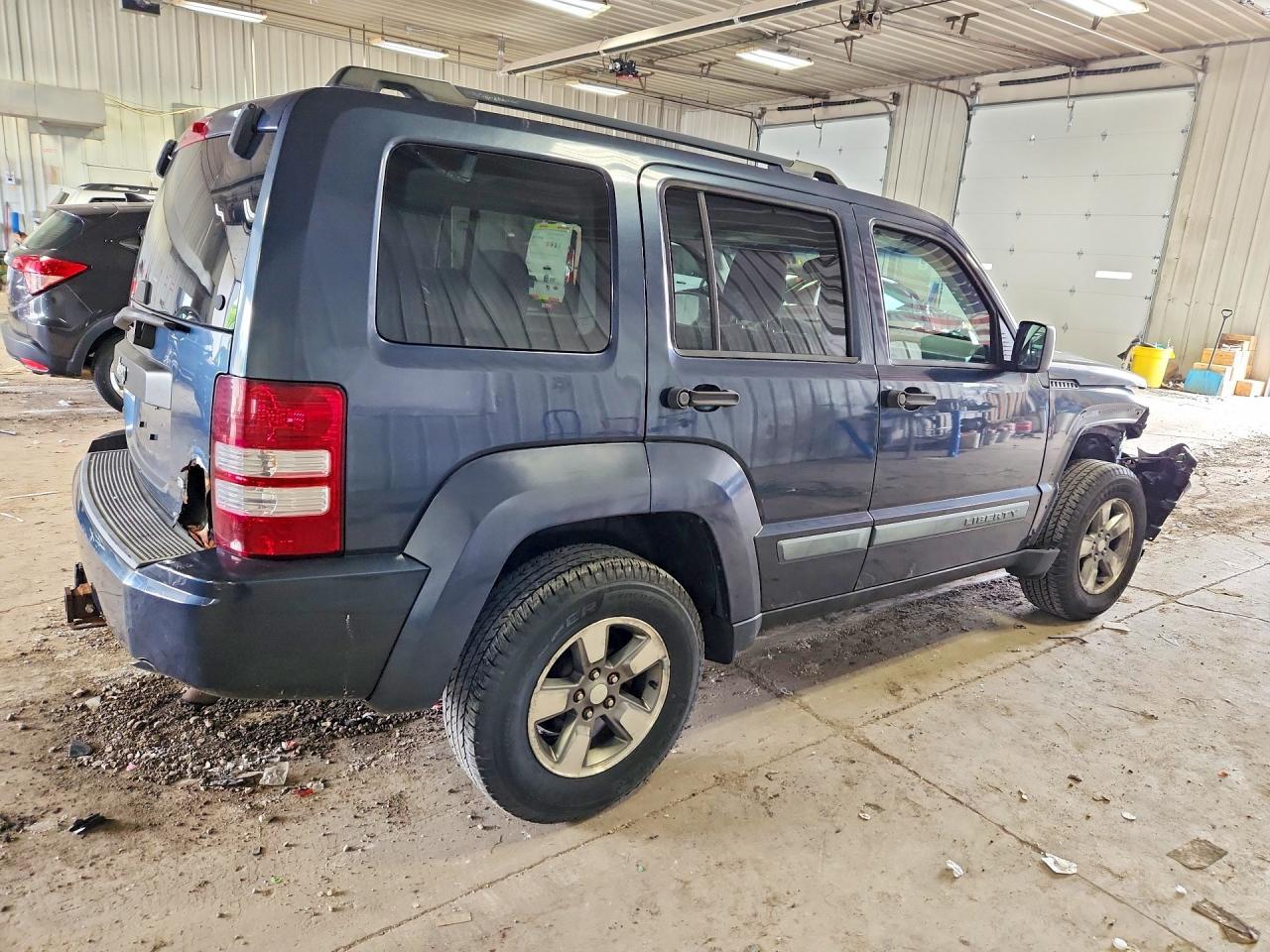 2008 Jeep Liberty Sport - Image 3