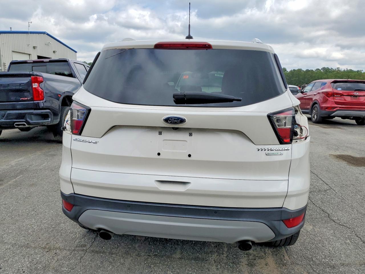 2017 Ford Escape Titanium - Фото 6