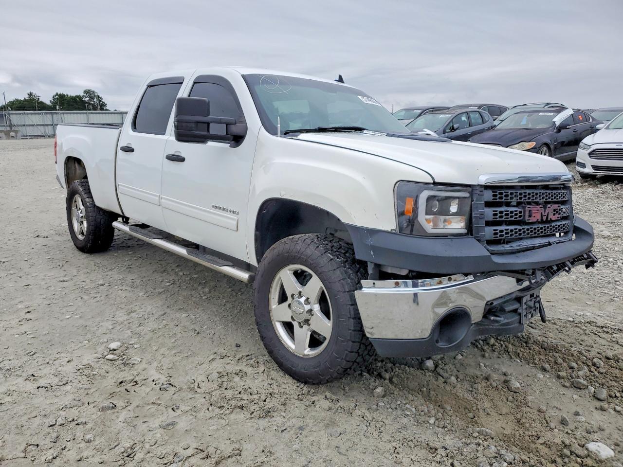 2012 GMC Sierra K2500 At4 - Image 4