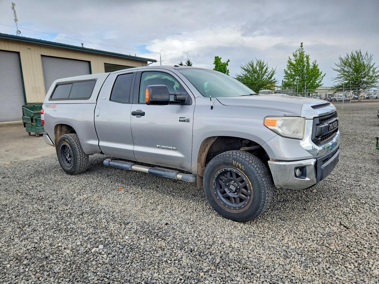 2015 Toyota Tundra Sr5 - Image 4