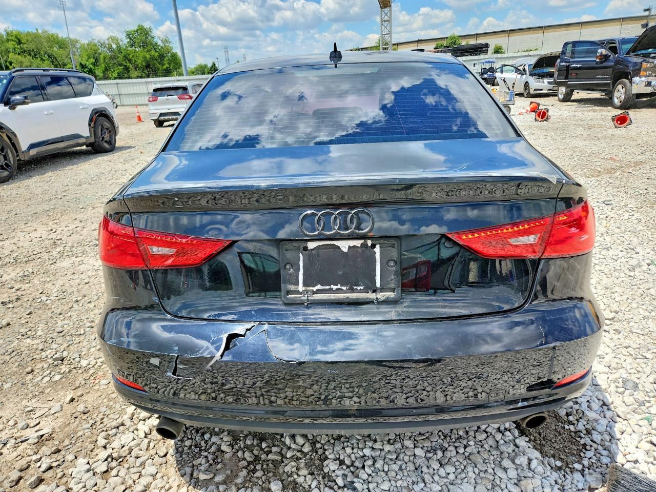 2015 Audi A3 Premium - Фото 6