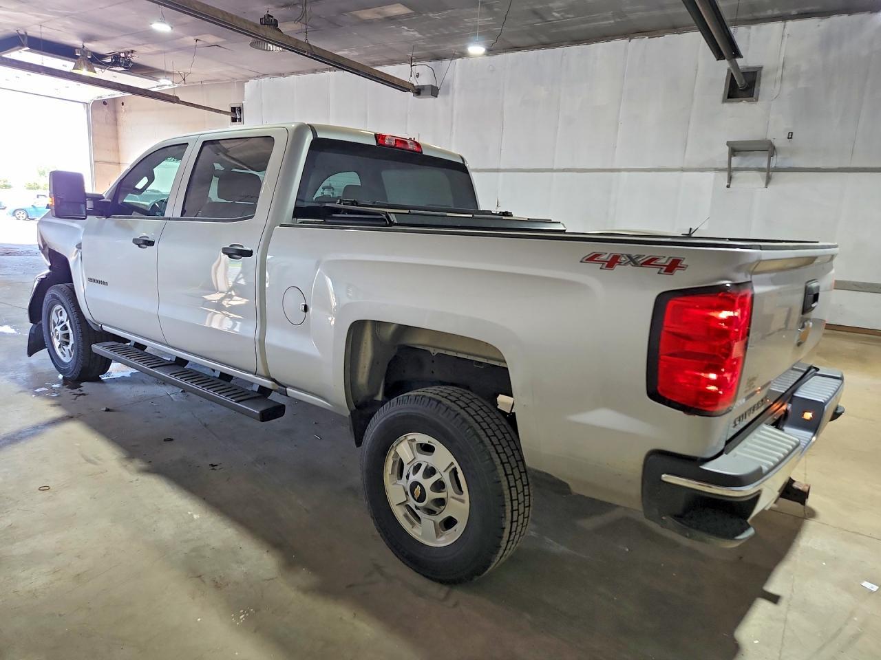 2016 Chevrolet Silverado K2500 Heavy Duty - Image 2