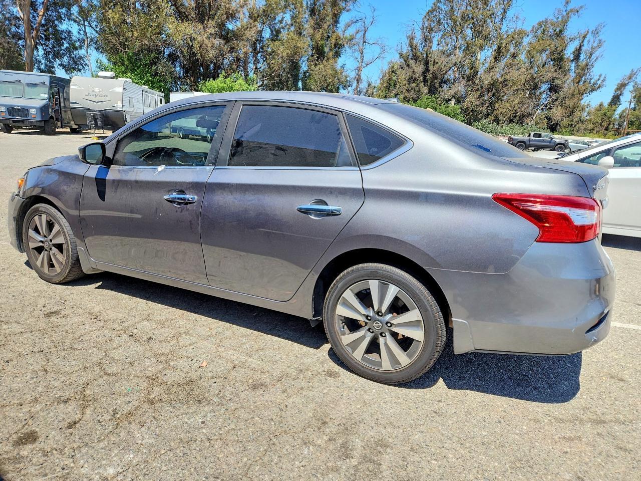 2019 Nissan Sentra Sv - Image 2