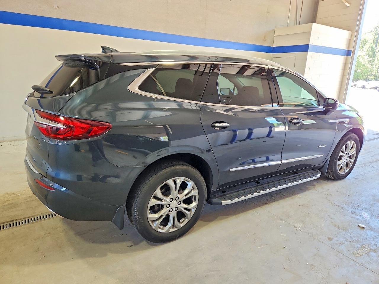 2020 Buick Enclave Avenir - Image 3