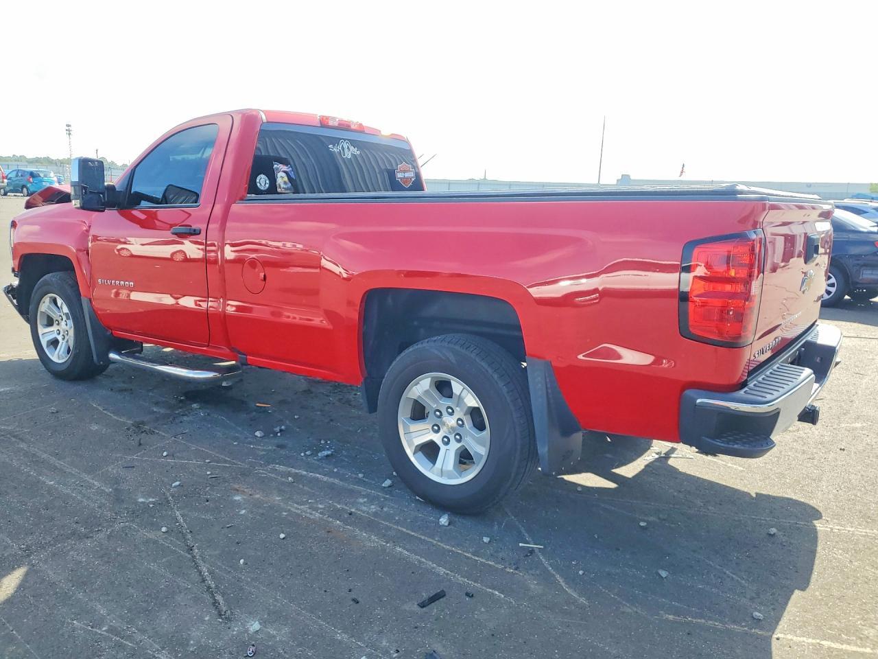 2016 Chevrolet Silverado C1500 - Image 2