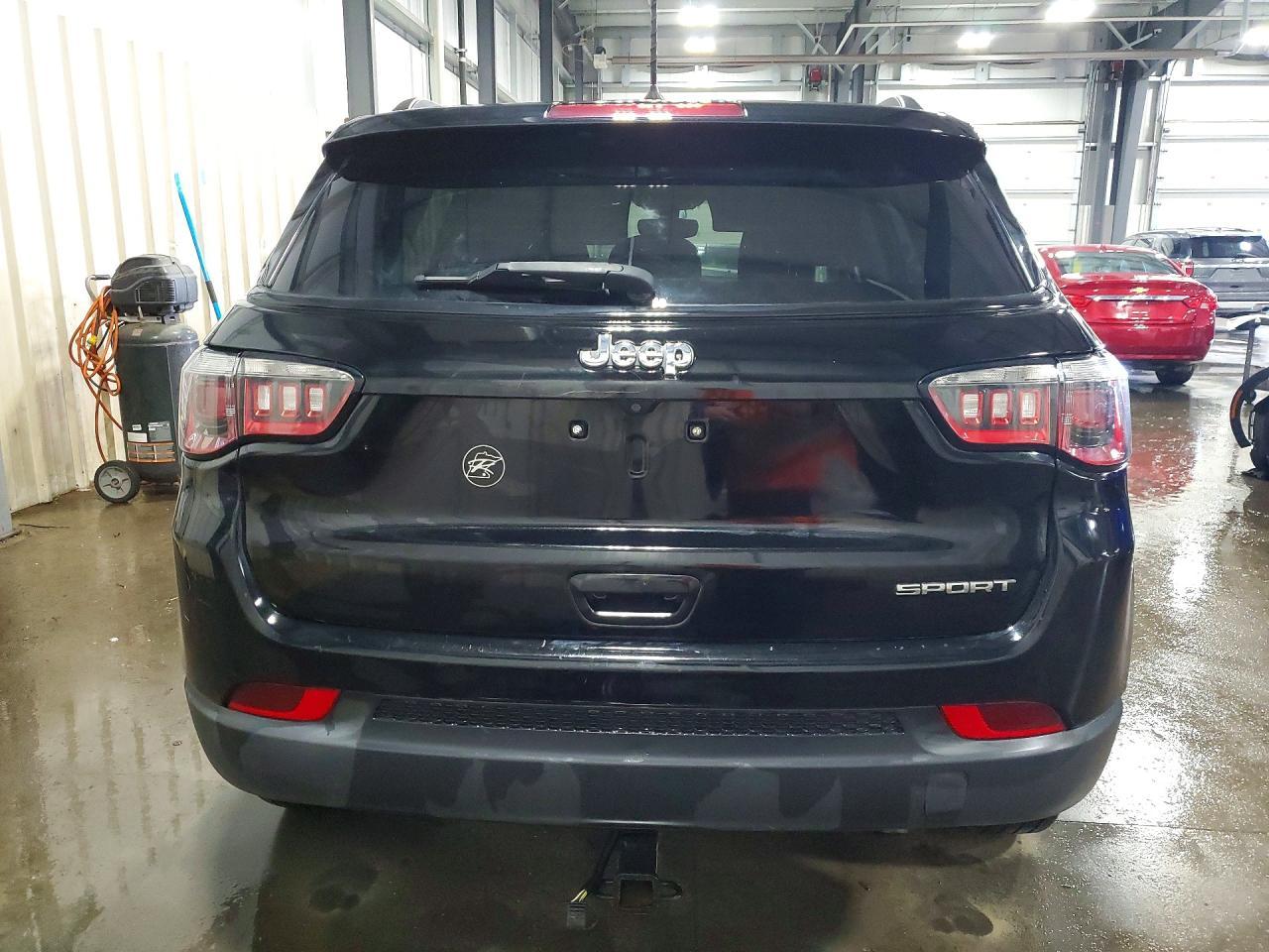 2017 Jeep Compass Sport - Фото 6