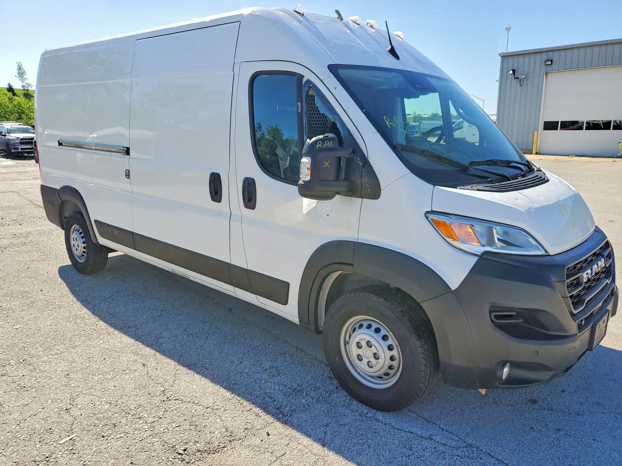 2025 Ram Promaster 2500 Delivery Van - Фото 4