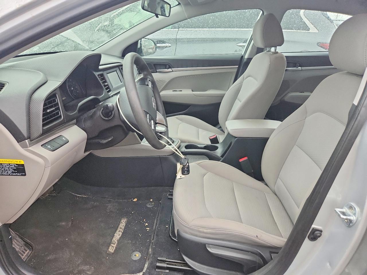 2019 Hyundai Elantra Se - Фото 7