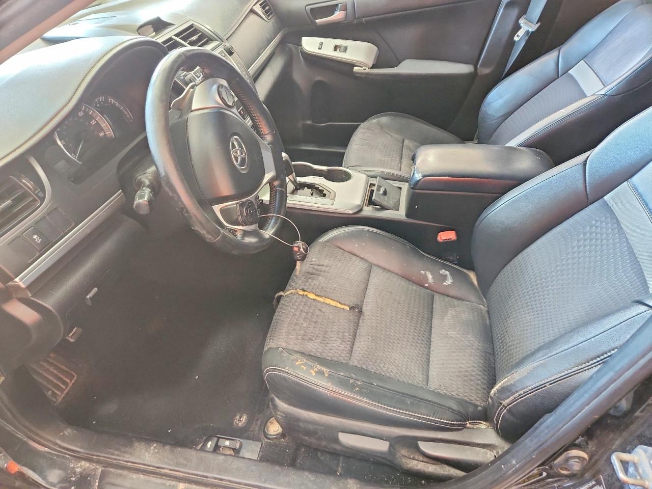 2012 Toyota Camry Se - Image 7