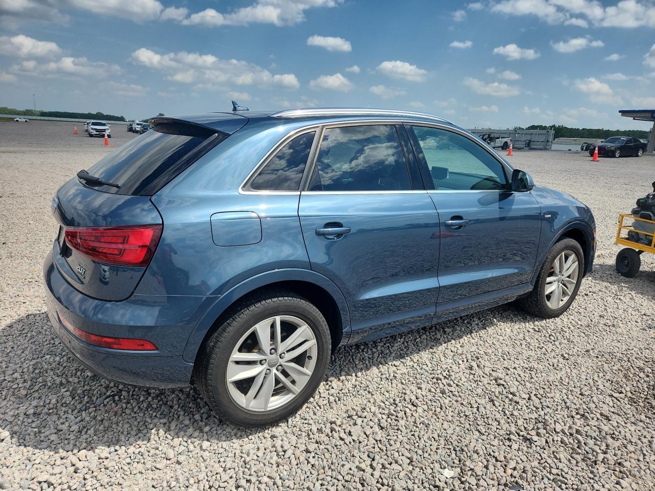 2018 Audi Q3 Premium Plus - Фото 3