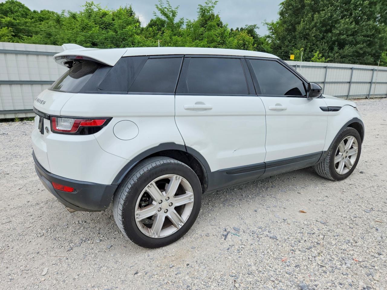 2019 Land Rover Range Rover Evoque Se - Image 3